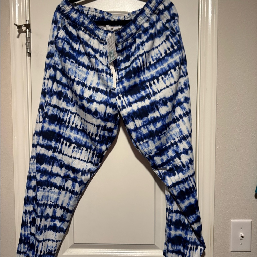 LuLaRoe Blue and White Tie-Dye Lounge Pants